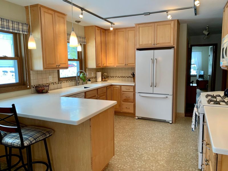 1780 Venus Ave, Arden Hills, MN 55112