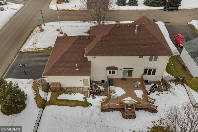 2507 Lone Eagle Trl, Woodbury, MN 55129