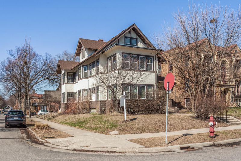 3252 Emerson Ave S, Minneapolis, MN 55408