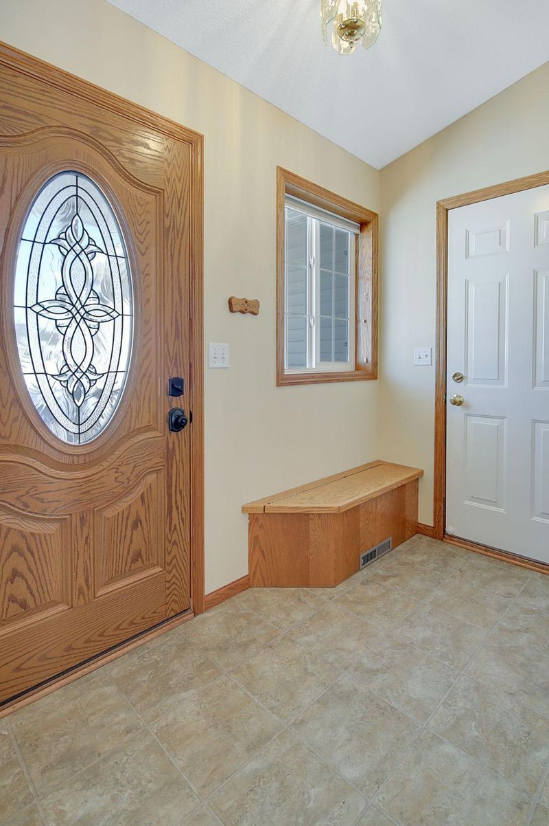 254 Sundance Rd, Sartell, MN 56377
