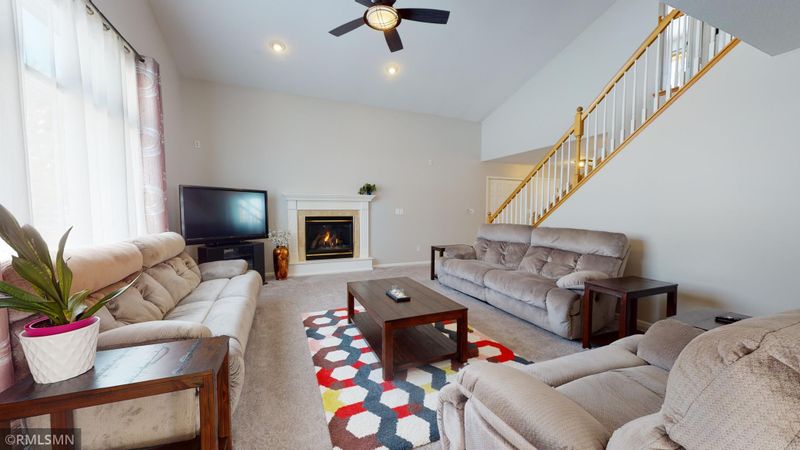 4536 Manor Park Dr NW, Rochester, MN 55901