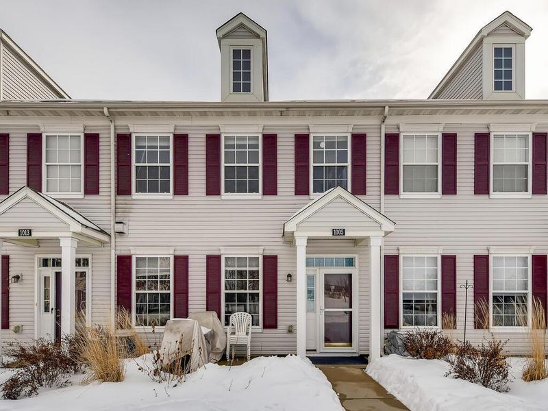 1005 Newport Ave, Shakopee, MN 55379