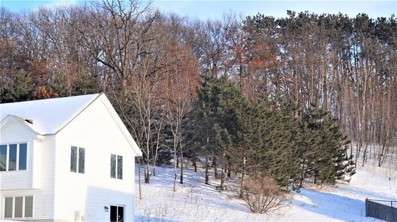 2211 Pepper Ridge Knoll, Northfield, MN 55057