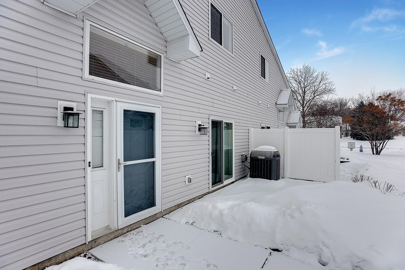 10723 Unity St NW, Coon Rapids, MN 55433