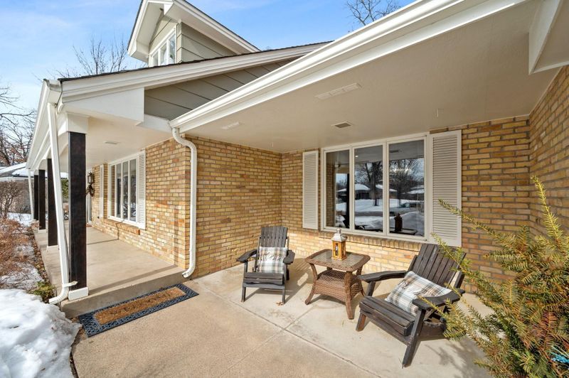 6654 Parkwood Rd, Edina, MN 55436