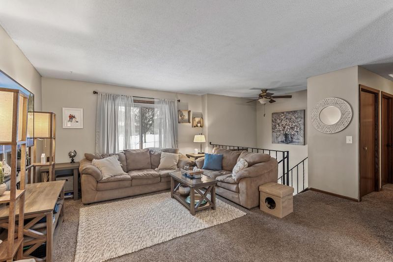 864 104th Ln NW, Coon Rapids, MN 55433