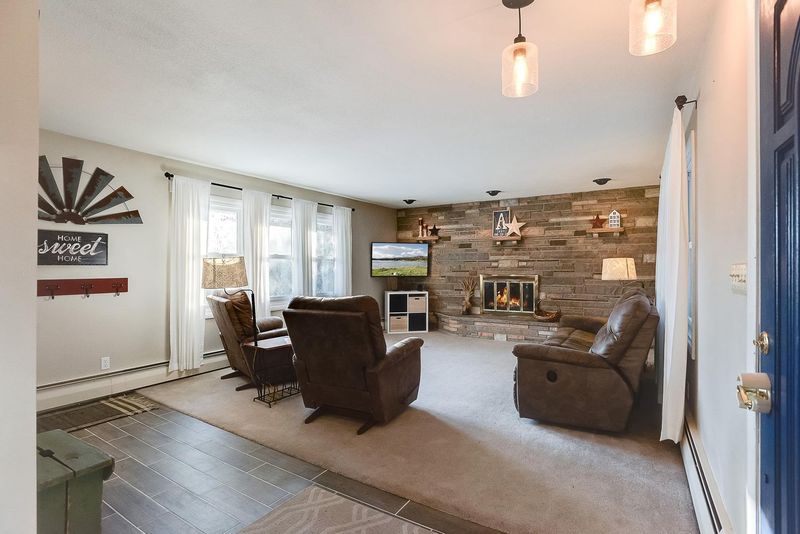 103 15th Ave NW, New Brighton, MN 55112