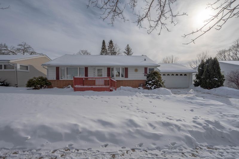 1923 3rd Ave NW, Austin, MN 55912