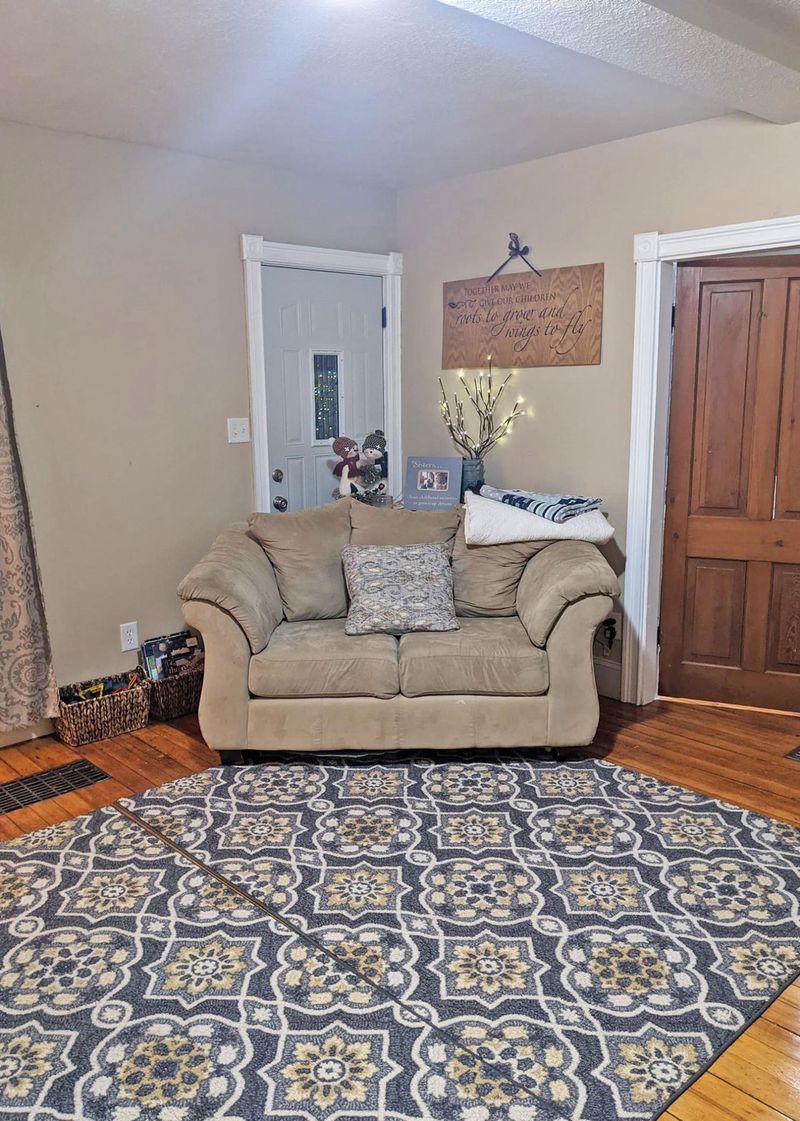 1201 5th St N, Cannon Falls, MN 55009