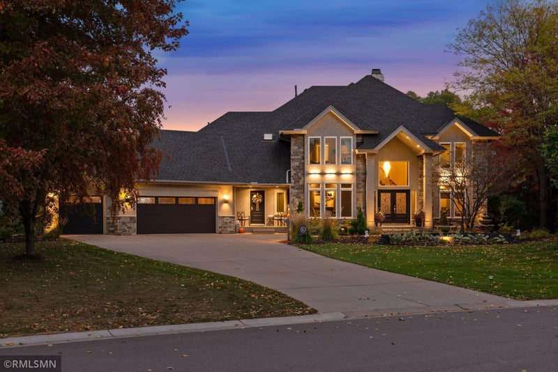 9255 Wedgewood Point, Woodbury, MN 55125