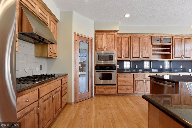 17294 73rd Pl N, Maple Grove, MN 55311