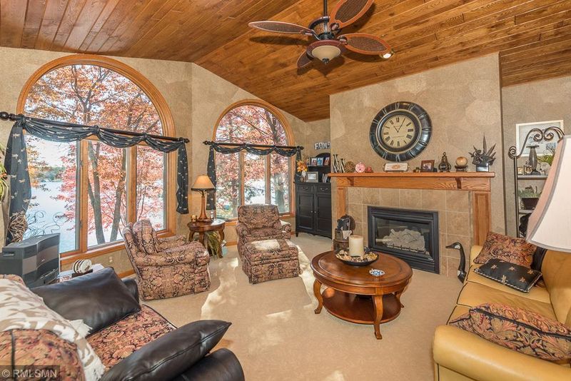 25652 Roy Ln, Nisswa, MN 56468