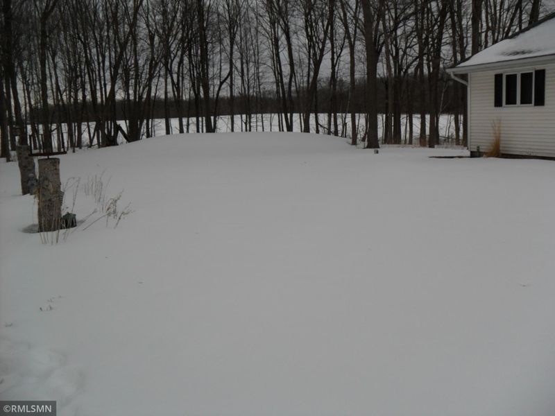 19078 Saint Croix Trl, Shafer, MN 55074