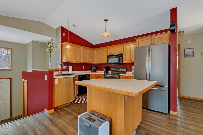 928 3rd Ave S, Sauk Rapids, MN 56379
