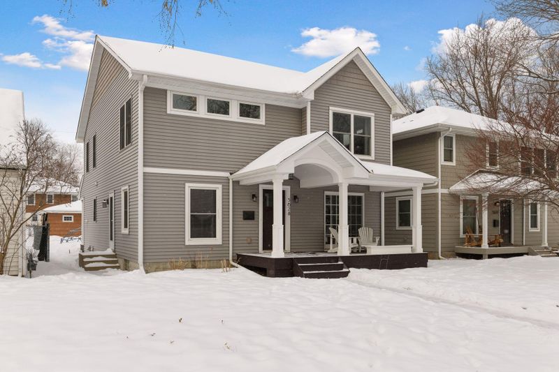 5628 Thomas Ave S, Minneapolis, MN 55410