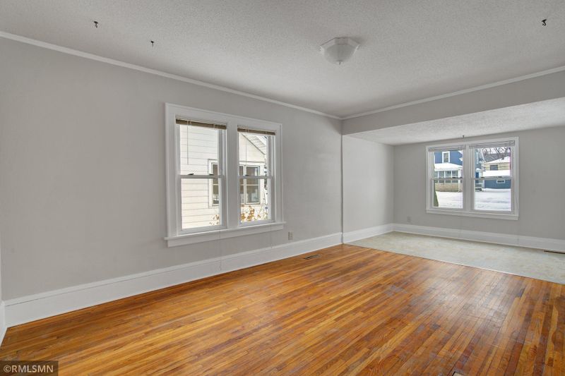 1755 James Ave, Saint Paul, MN 55105