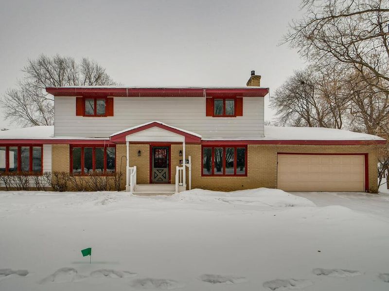 4449 Reservoir Blvd, Columbia Heights, MN 55421