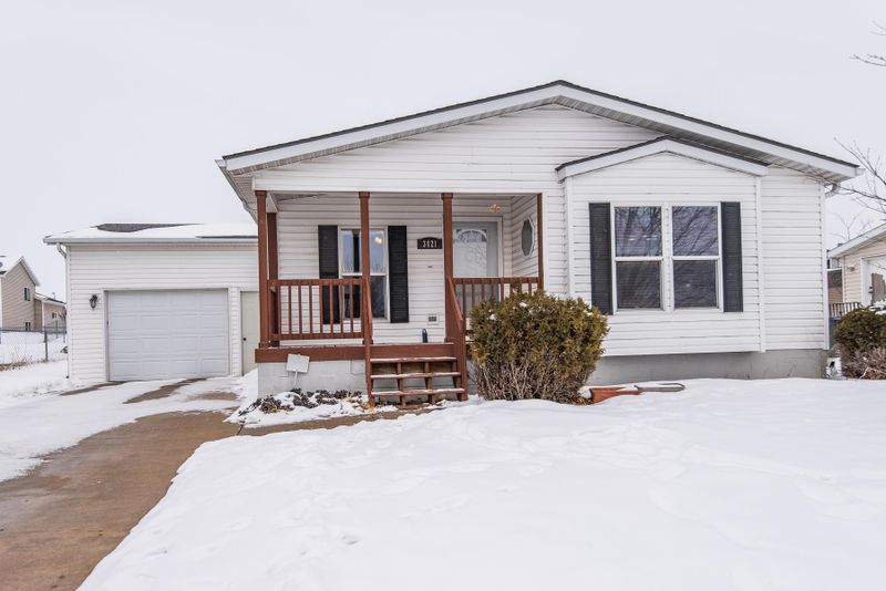 3821 Winesap Dr NW, Rochester, MN 55901