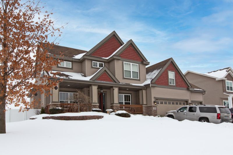 19800 Dover Dr, Farmington, MN 55024