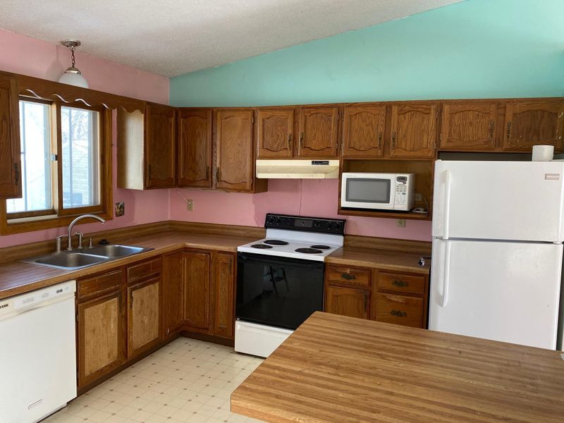 4706 15th Ave NW, Rochester, MN 55901