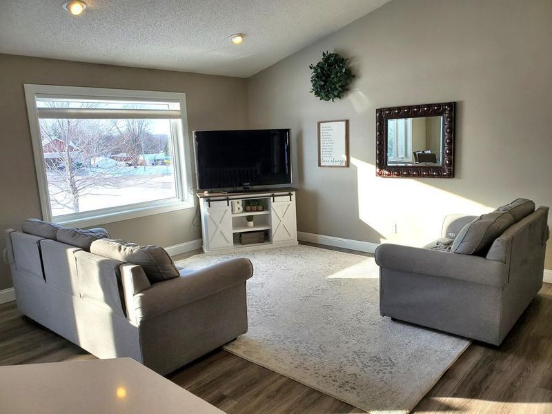 100 Culps Hill, Le Sueur, MN 56058