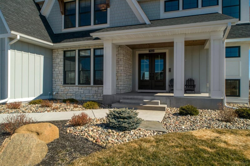 7844 Glen Crest, Woodbury, MN 55129