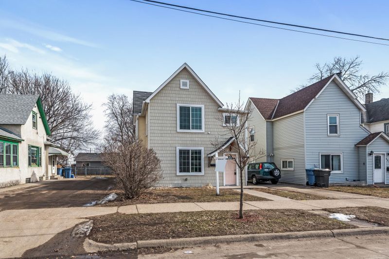 2531 4th St NE, Minneapolis, MN 55418