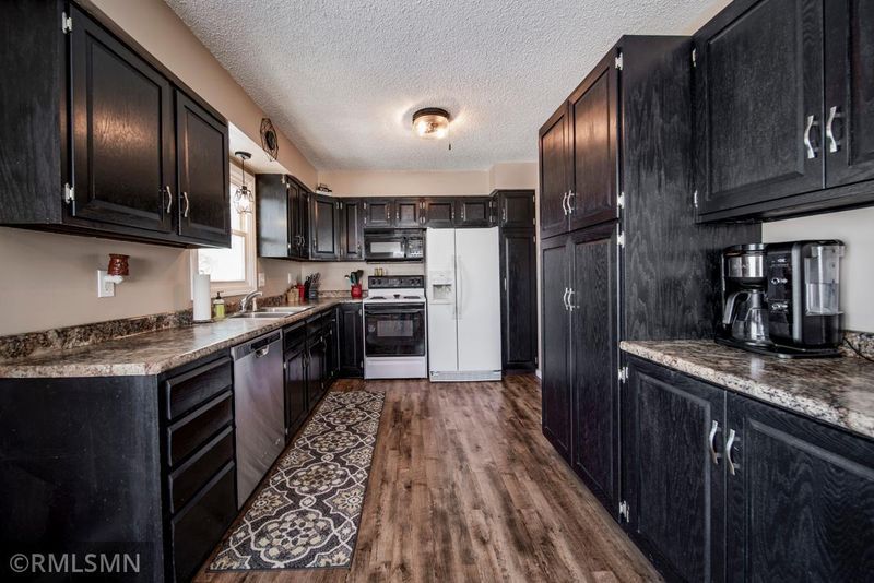 508 4th Ave NE, Byron, MN 55920