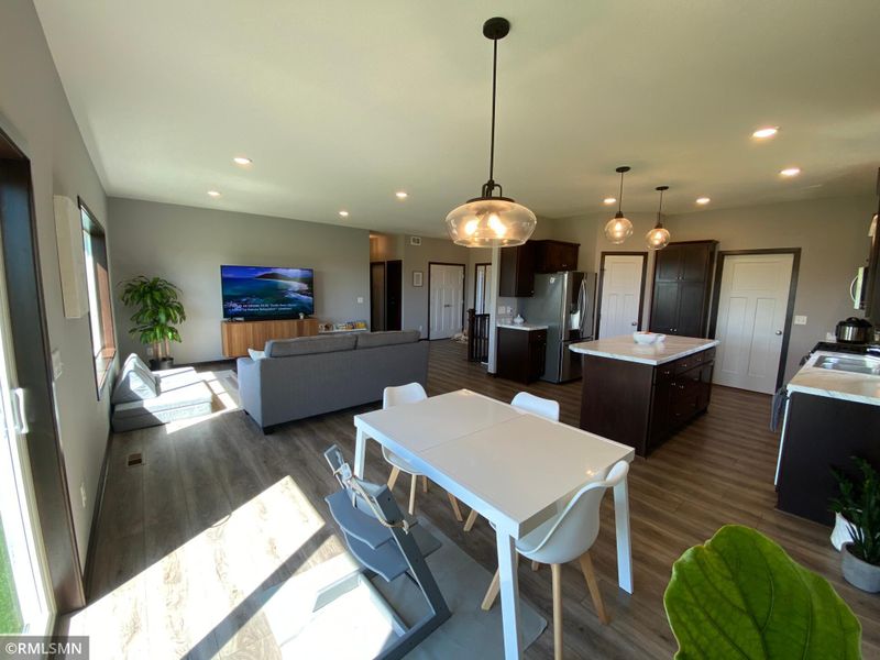 8541 Ebben Cir NE, Monticello, MN 55362