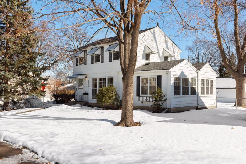 3658 Major Ave N, Robbinsdale, MN 55422