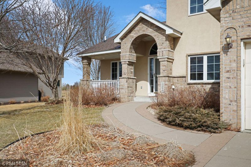 521 Tuttle Dr, Hastings, MN 55033