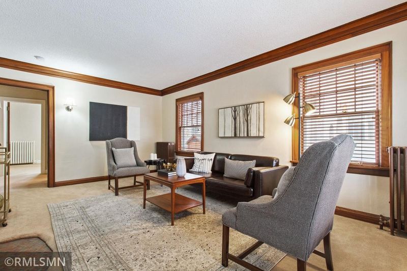 1937 Palace Ave, Saint Paul, MN 55105