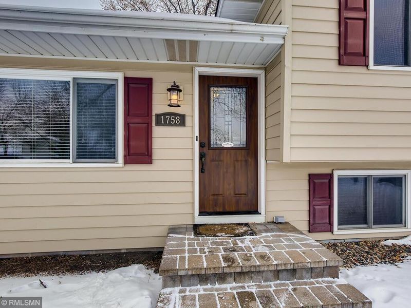 1758 Forssa Way, Eagan, MN 55122