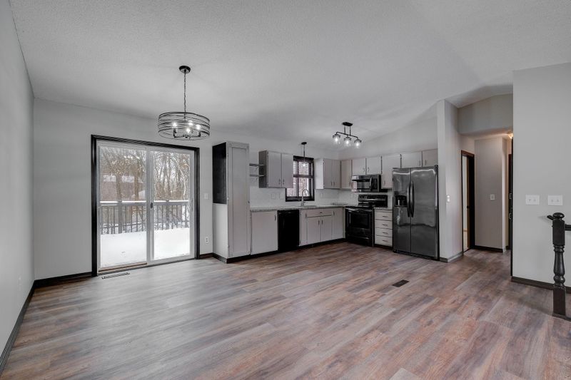 13972 Quentin Ave S, Savage, MN 55378