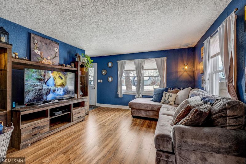 411 5th Ave NE, Saint Cloud, MN 56304