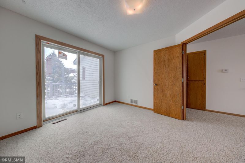 6814 132nd Street Ct, Apple Valley, MN 55124