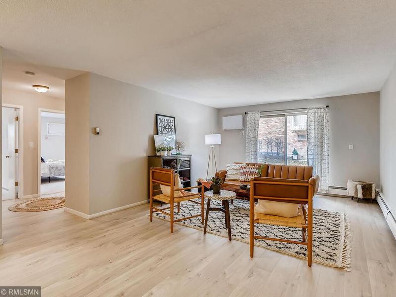 7414 W 22nd St #111, Saint Louis Park, MN 55426