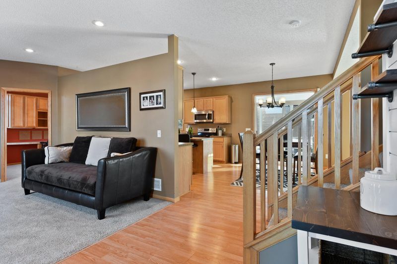 9670 Gander Ln, Minnetrista, MN 55375
