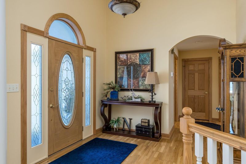 109 Bartholomew Ln, Mankato, MN 56001