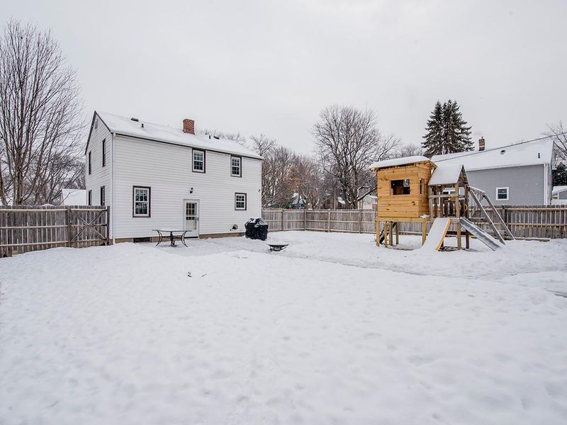 1051 Ohio St, West Saint Paul, MN 55118