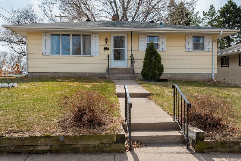 2256 5th St E, Saint Paul, MN 55119
