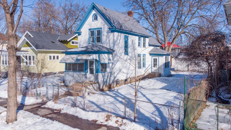 1514 Logan Ave N, Minneapolis, MN 55411