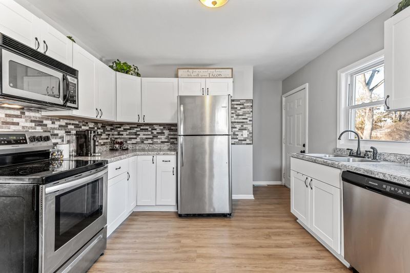 5506 Oliver Ave N, Brooklyn Center, MN 55430