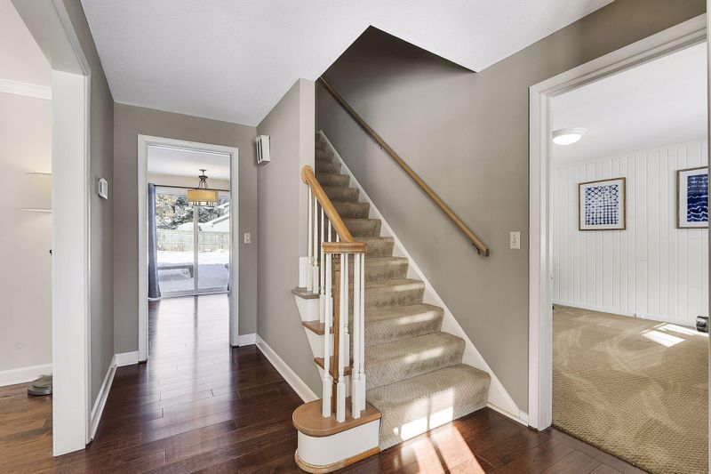 2945 Walnut Grove Ln N, Plymouth, MN 55447