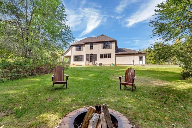 21782 53rd Ave, Saint Augusta, MN 56301