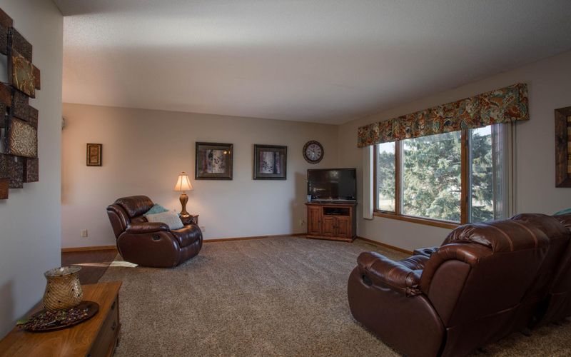 2305 Cherry Ln NE, Alexandria, MN 56308