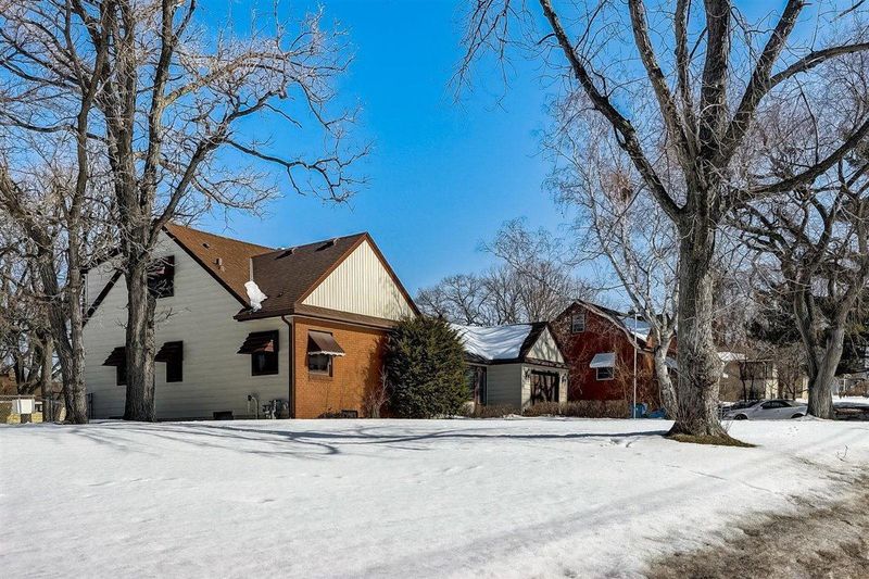 551 53rd Ave NE, Fridley, MN 55421