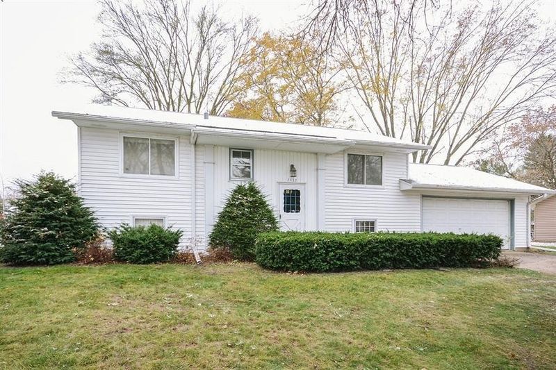 2432 103rd Ave NW, Coon Rapids, MN 55433