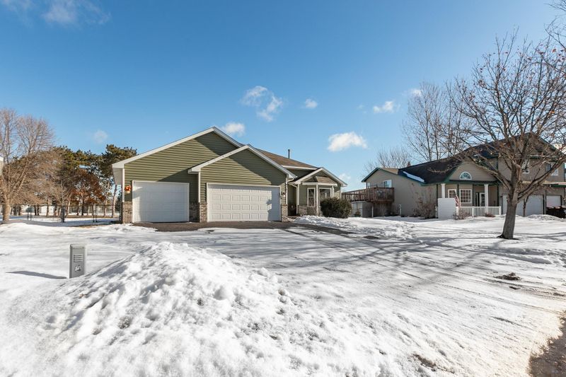 9787 Hamlet Ave S, Cottage Grove, MN 55016
