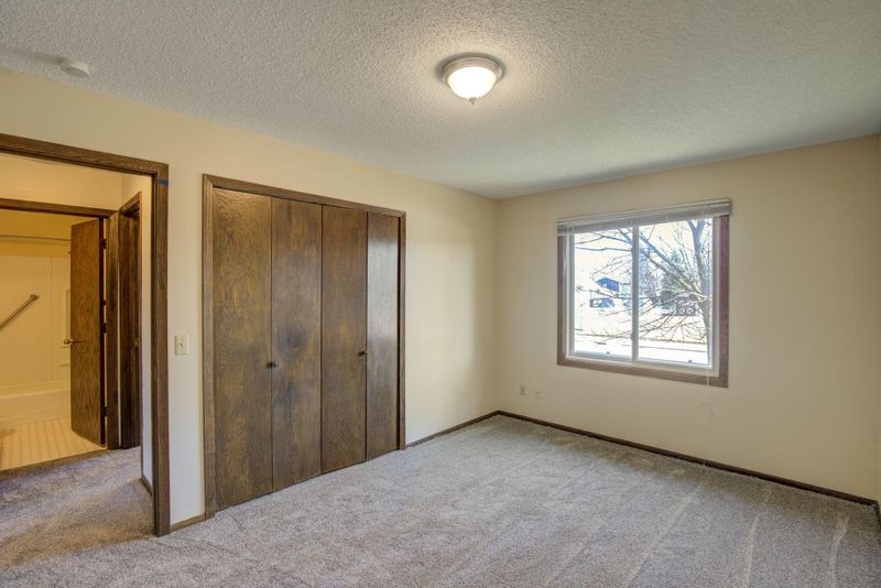 3100 80th Ave N, Brooklyn Park, MN 55443
